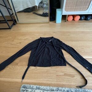 ALO YOGA Ideal Lace-Up Long-Sleeve Athletic Pullover Top